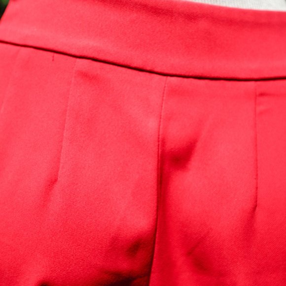 Express High Waisted Cropped Culottes - Picture 5 of 11